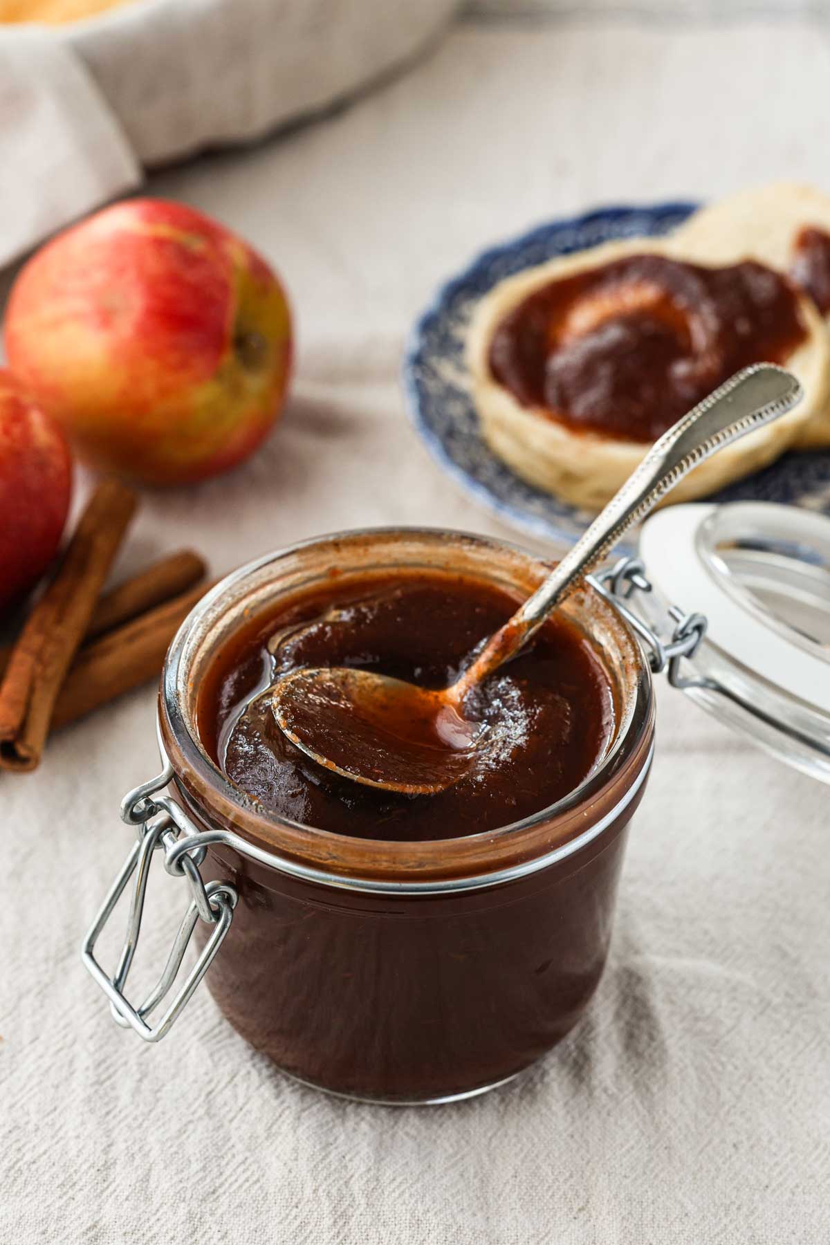 How to make Homemade Amish Apple Butter